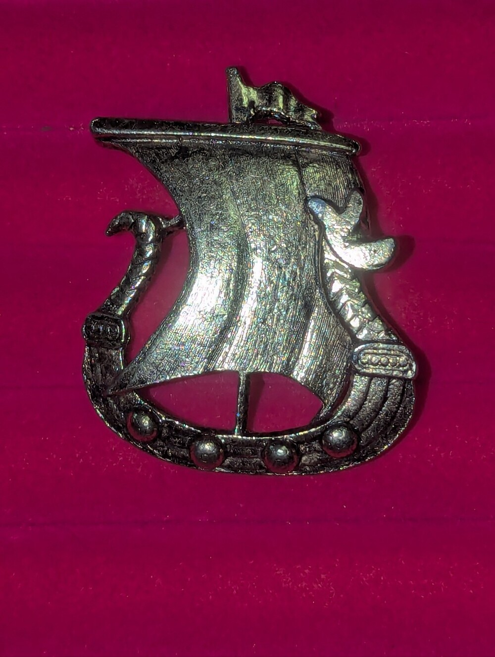 Vtg Silver Viking Ship Accent Pin Brooch- Silver